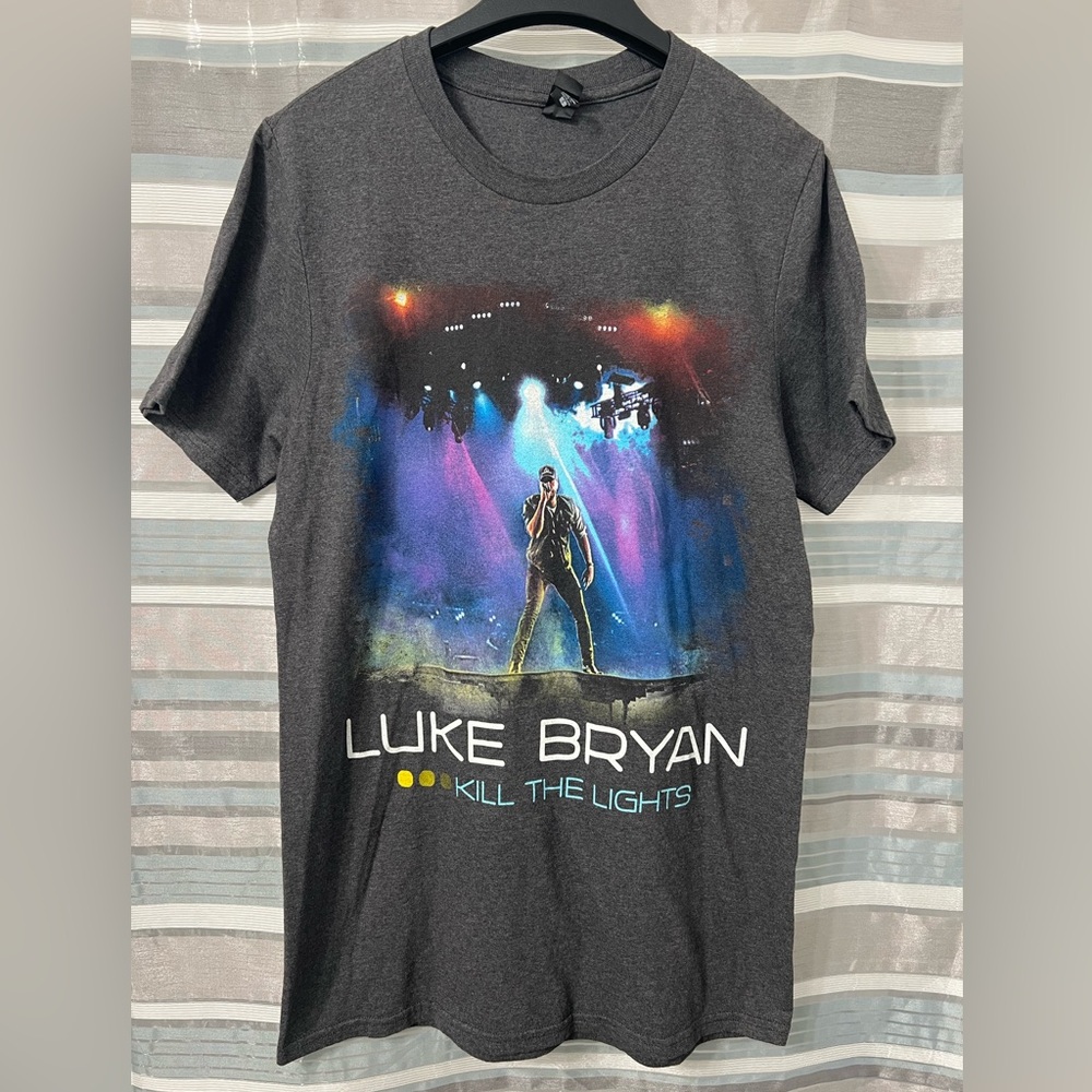 Luke Bryan 2016 Kill The Lights Tour T-Shirt - Picture 1 of 6